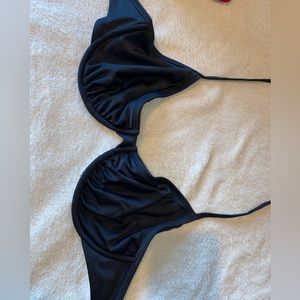 Body Glove Cross-Back Bikini Top